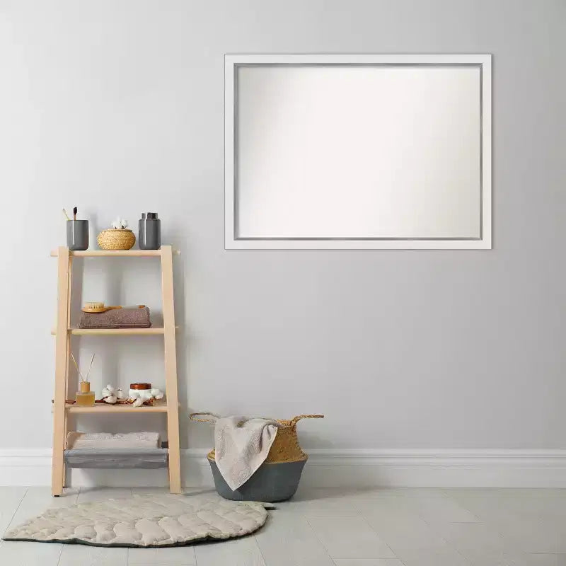 41" x 30" Specchio da bagno stretto da parete in Eva, non bisellato, bianco/argento