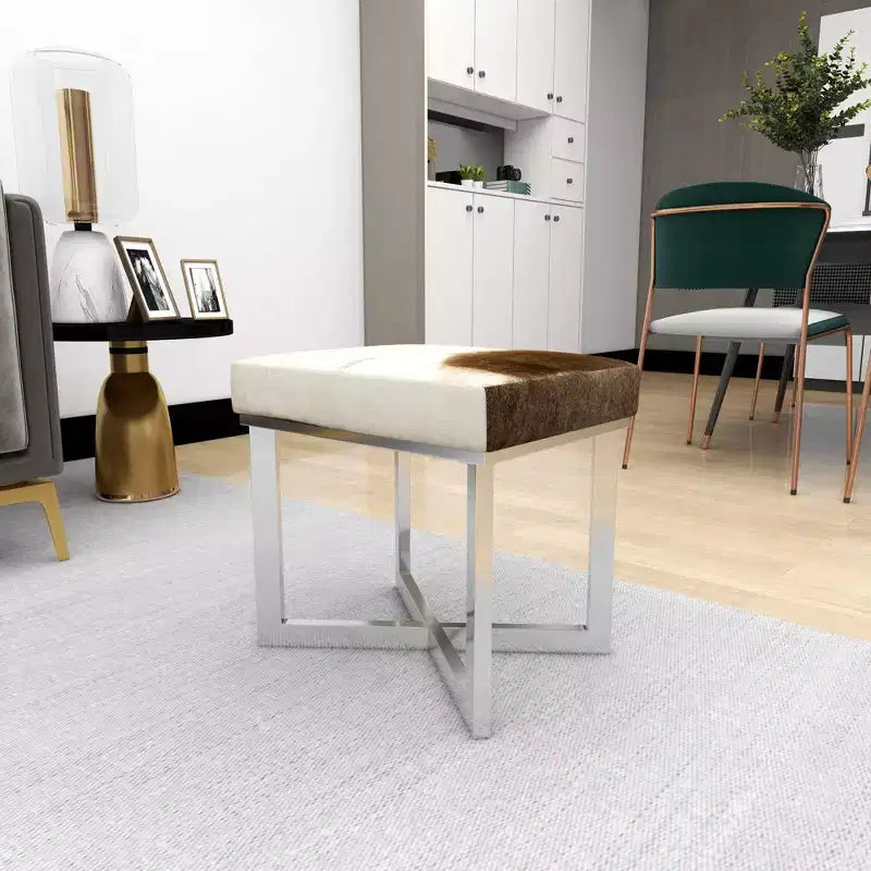 Sgabello quadrato contemporaneo in acciaio inox e pelle bovina argentato