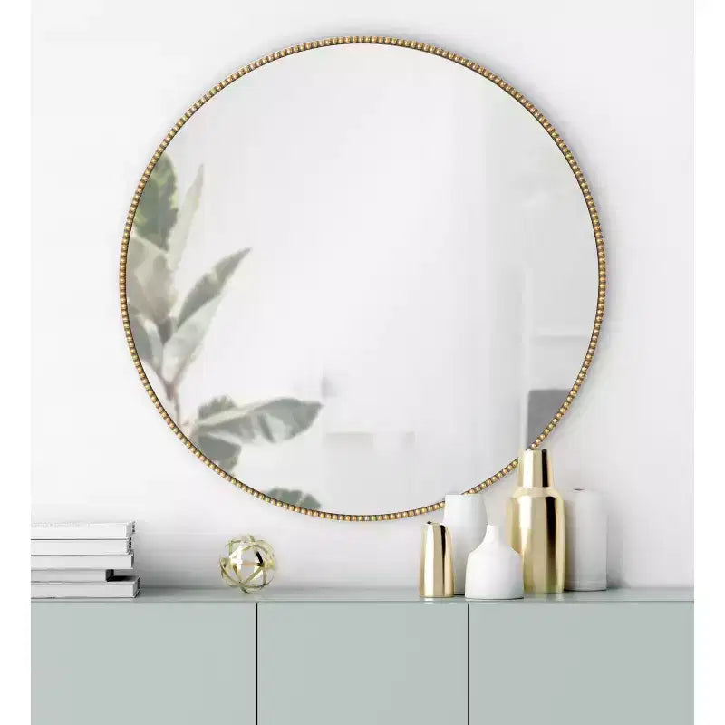 Specchio da parete decorativo Gwendolyn con perline rotonde oro